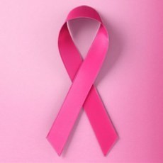 Durante o mês de outubro, ações em todo o país conscientizam mulheres sobre a importância do diagnóstico precoce