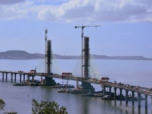 Segundo o representante do Dnit, as obras da ponte prosseguem dentro do cronograma - Foto:Julio Knoll/Divulgação/Notisul