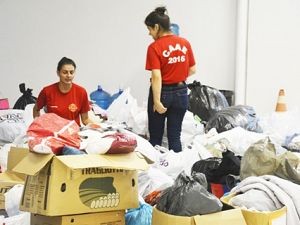 Produtos são arrecadados na Arena Multiuso